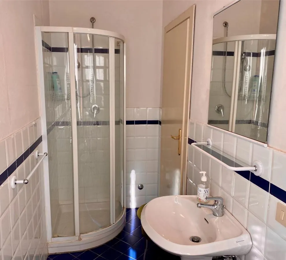 Appartamento In Centro：Montecatini Terme Apartmán